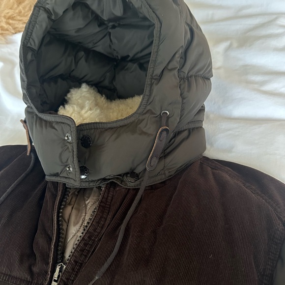 Moncler Men’s Down Jacket - Picture 4 of 9